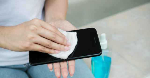 Cum te protejezi de Covid-19: 8 lucruri pe care trebuie sa le dezinfectezi des