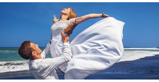 Nu vreau sa am doar un iubit, vreau si un prieten. Cer prea mult?