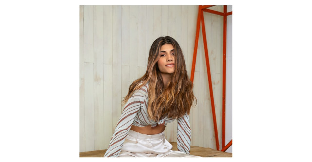 #Foilayage - cea mai nouă tehnică de colorare a părului - creează cele mai amețitoare nuanțe de blond și de cenușiu