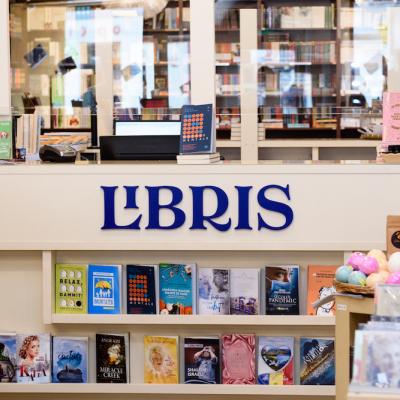 Libris aniversează 30 de ani în piața cărții cu o nouă identitate vizuală inspirată din ADN-ul de librar