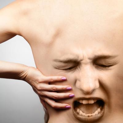 Ghidul celor 7 MISCARI care ALUNGA durerile de SPATE