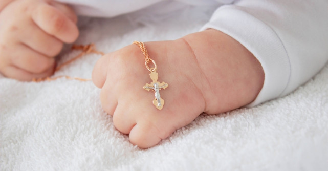 Matei Stratan, tată pentru a doua oară. Fostul iubit al Mădălinei Ghenea și-a botezat fiul