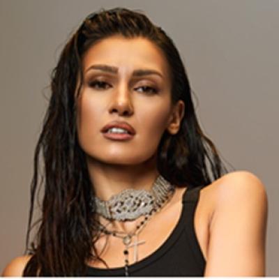 Alina Eremia îți citește gândurile cu voce tare - inițiativa artistei din social media
