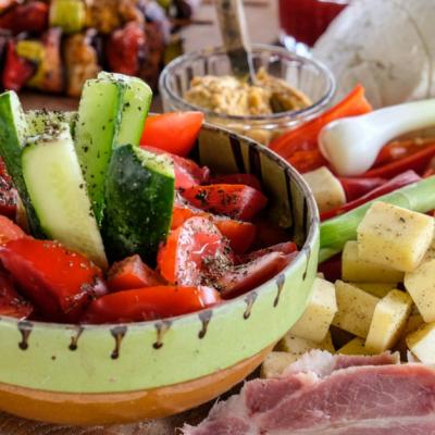 Dieta românească face minuni! Mănânci ieftin, sănătos şi slăbeşti rapid