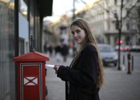 Scrisoare către bărbatul care m-a învățat cum e să fii iubită doar pe jumătate