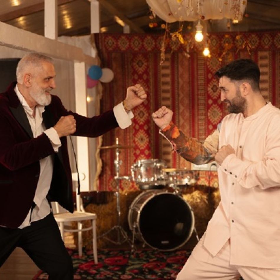 Damian Drăghici și Smiley lansează S-a furat mireasa, noul hit al nunților românești 