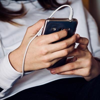De unde să cumperi cele mai bune accesorii pentru telefonul tău mobil