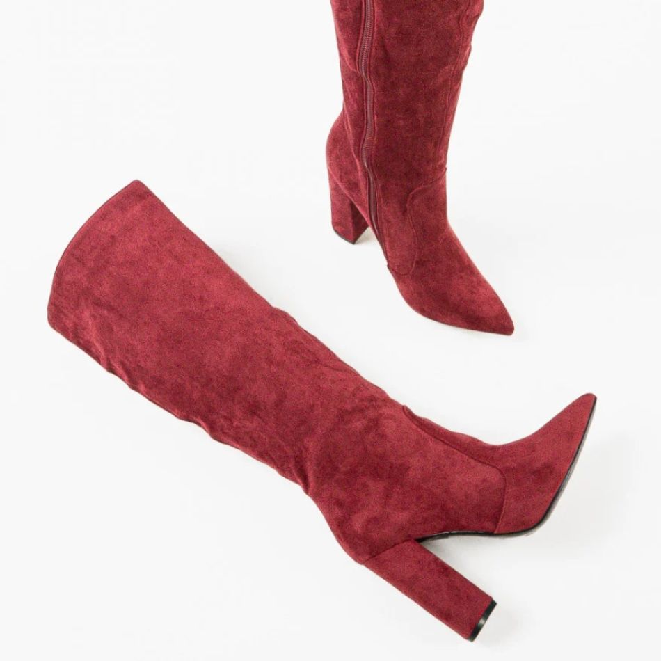 Vedetele sezonului rece: Cizmele lungi de damă