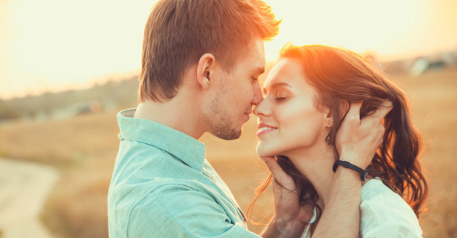 Barbatul Varsator. Cum sa te porti daca esti intr-o relatie cu unul