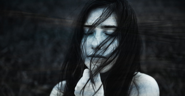 Singurul motiv pentru care încă nu ești fericită