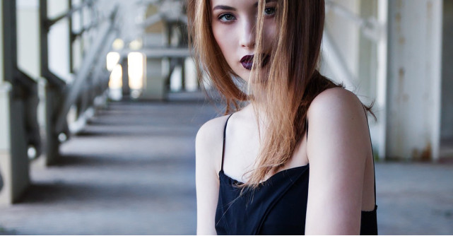 Cum porti catifeaua in tinutele de zi (office si casual)