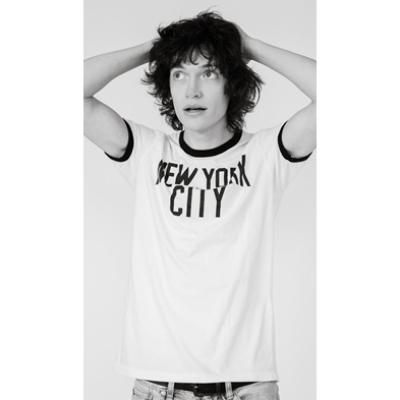 Influencerul din America, Edsta, rănit după o căzătură cu trotineta în București