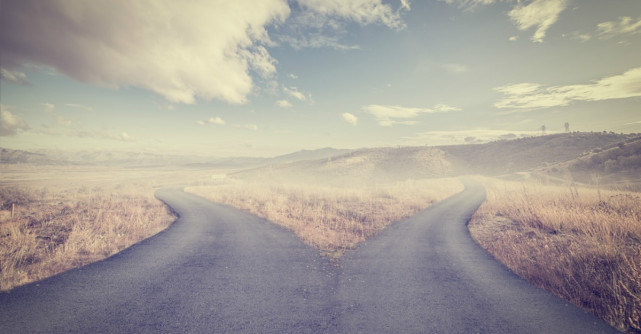 Cand esti la rascruce de drumuri, citeste asta!