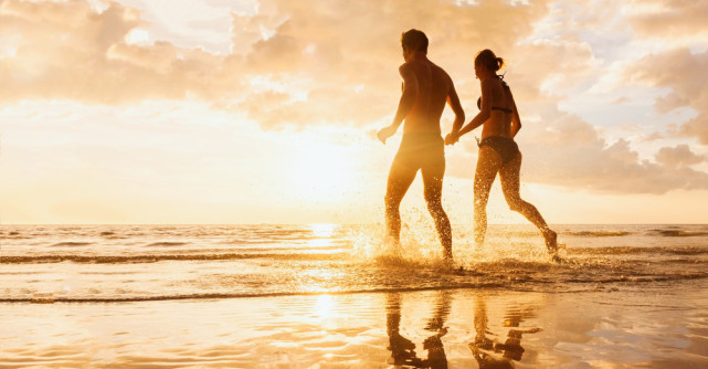 Bianca Dragusanu si Avril Lavigne vin cu Stirile zilei