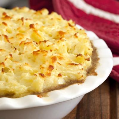 Placinta cu carne si cartofi: incredibil de gustoasa