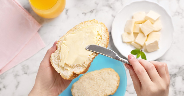 Câte calorii are untul în funcție de conținutul în grăsime (vegan sau nu) și cât este de sănătos să îl consumăm?