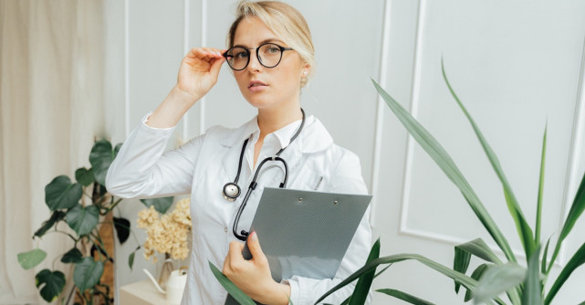 Mâncărimi în zona intimă: Ce înseamnă și ce afecțiuni pot indica