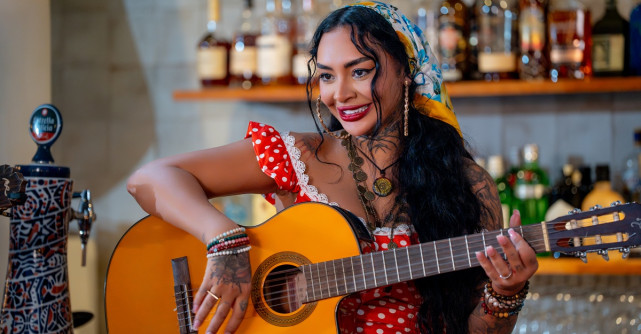 VIDEO: Ispita Naba este noul chitarist al lui Pepe