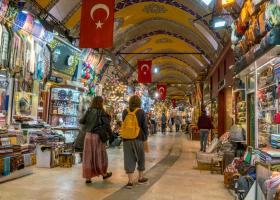 Cumpărături la Istanbul, cel mai mare oraș al Turciei