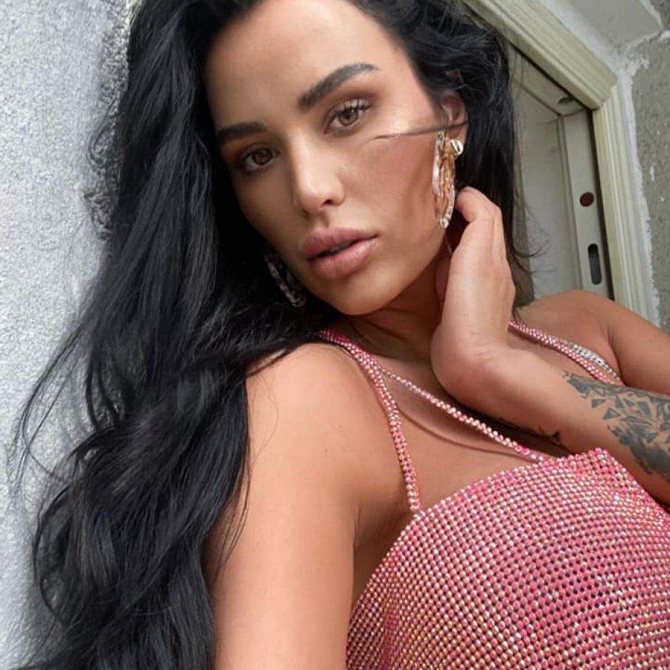 Din ce face bani Daniela Crudu după ce a devenit mamă pentru a doua oară – Muncește o singură zi pe lună și se dedică familiei