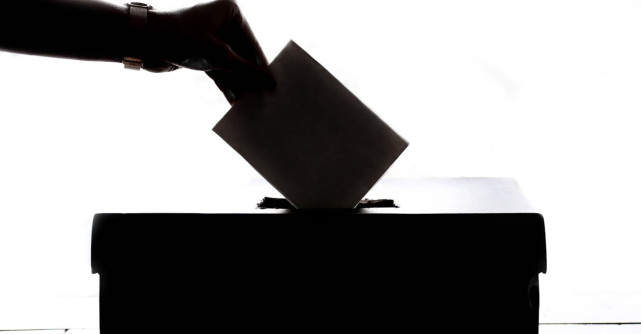 Curtea Constituțională a validat primul tur al alegerilor prezidențiale. Turul doi se va desfășura pe 8 decembrie