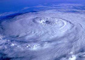 Uraganul Melissa devine o forță devastatoare: Jamaica se pregătește pentru cel mai puternic impact din istoria sa