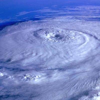 Uraganul Melissa devine o forță devastatoare: Jamaica se pregătește pentru cel mai puternic impact din istoria sa