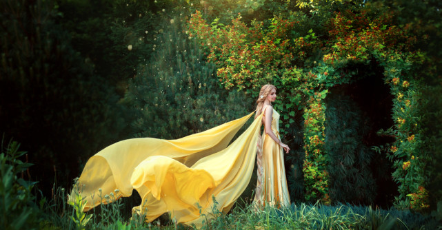 5 zodii puse față în față cu iubiri din trecut în iulie 2025: Retrogradările redeschid uși închise