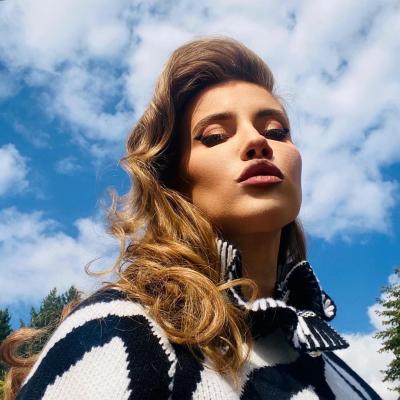 Ce frumoasă s-a făcut fetița Iuliei Albu! Nu o să-ți vină să crezi cât de mult seamănă cu mama ei 