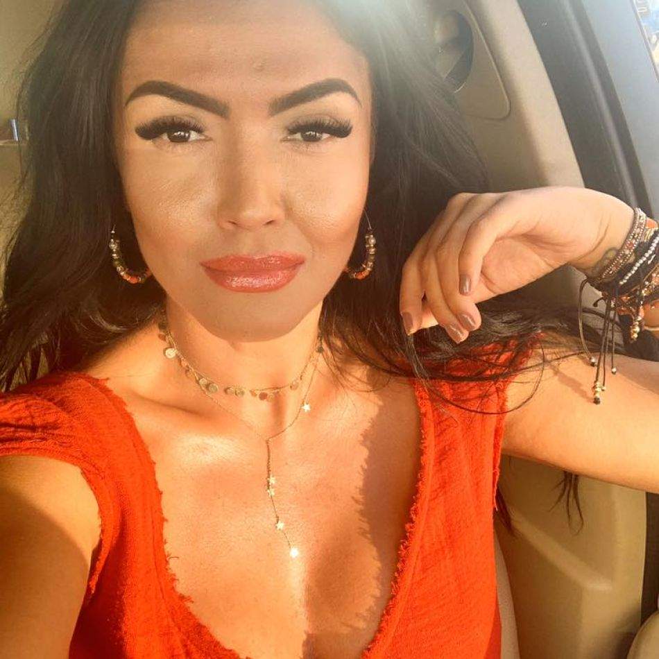 Toată lumea o cunoaște pe Andreea Mantea, dar puțini știu cine este și cu ce se ocupă sora sa mai mare, Lavinia