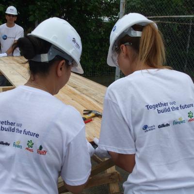 P&G sprijina educatia tehnica in Urlati: o noua sala de clasa moderna pentru elevi