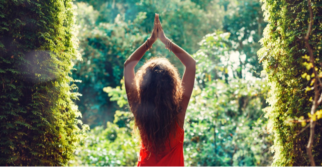 4 pași pentru a-ți ridica vibrația