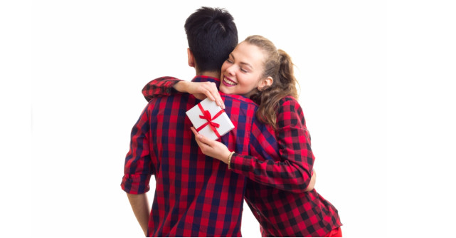 Doar in doi! Iata cele mai cool cadouri in set tip pereche pentru indragostiti!