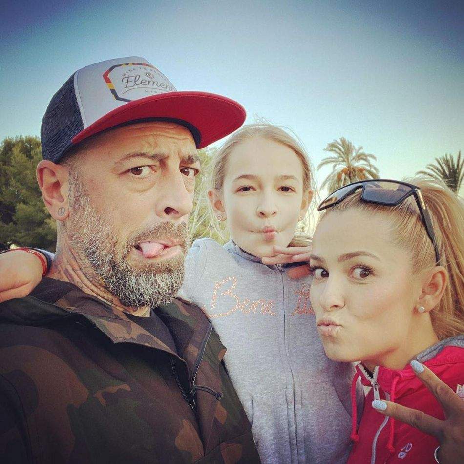 Secretul căsniciei de durată dezvăluit de CRBL. Artistul și soția sa se iubesc de peste 14 ani 