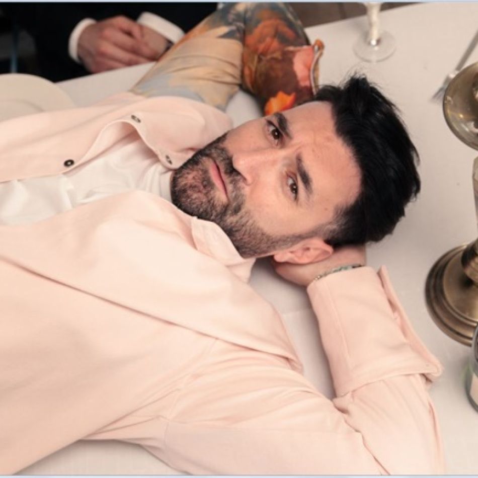 Damian Drăghici și Smiley lansează S-a furat mireasa, noul hit al nunților românești 