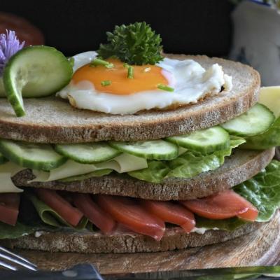 6 retete proaspete cu castravete