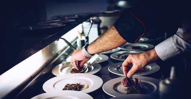 Antena 1 anunță noii jurați de la Chefi la Cuțite. Cine sunt următorii 4 jurați ai show-ului culinar?