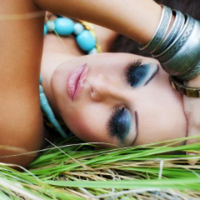 Practic: Machiaj inspirat de Harajuku Girls