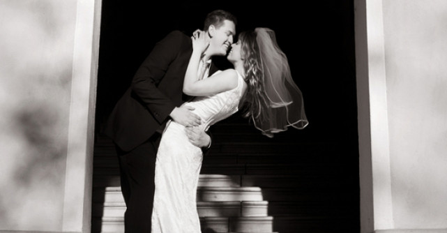 Video: Nunta de 50.000 de lire