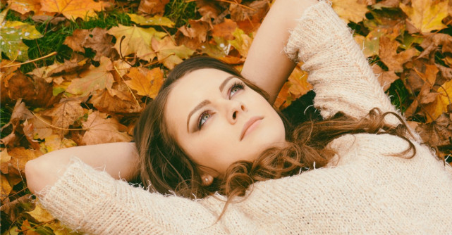 Patru trucuri pentru un machiaj natural de toamnă