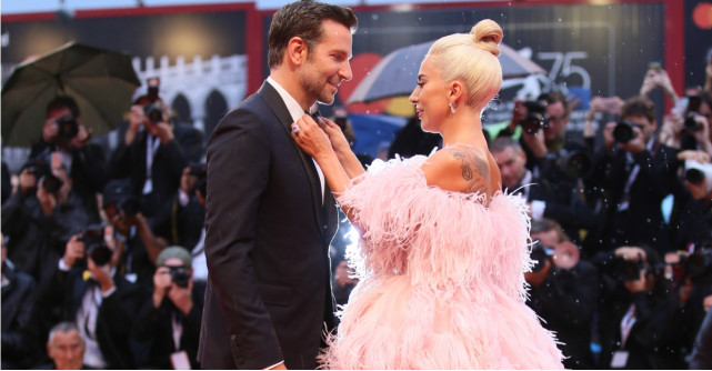 Chimia dintre Lady Gaga și Bradley Cooper funcționează și în afara ecranului