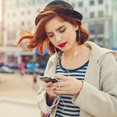 5 utilizari ale telefonului pe care orice femeie independenta trebuie sa le stie