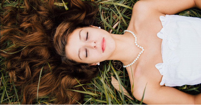 Romantica, retro, clasica, moderna sau nonconformista? Spune-mi cum e ziua nuntii ca sa-ti spun cine esti!