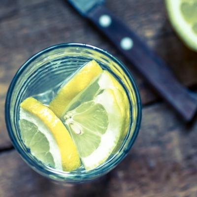 Ce se intampla in corpul tau daca bei apa cu lamaie in fiecare dimineata?