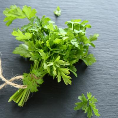 Beneficiile incredibile ale patrunjelului. Ar trebui sa il folosim mai des