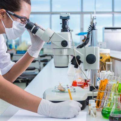 Analize și investigații oncologice: de la prevenție la diagnostic și tratament