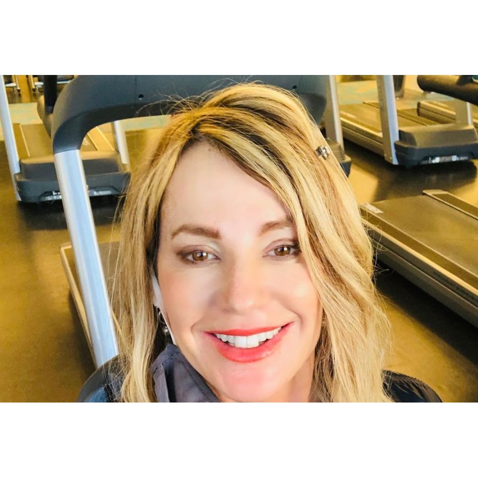 Cadoul inedit primit de Nadia Comăneci de la fiul său. Gestul care a făcut-o pe campioană să lăcrimeze de emoție!