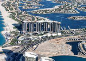 El Alamein – Stațiunea cu ape ca în Maldive, la două ore jumătate de București, perfectă pentru a descoperi Egiptul istoric