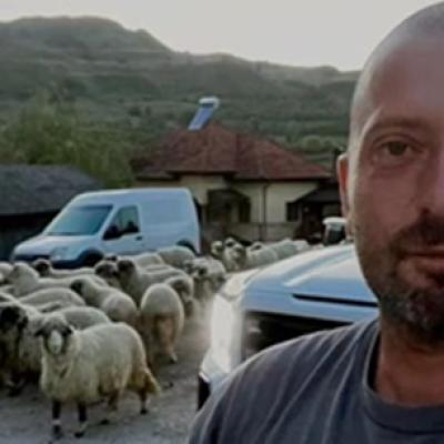 Cheloo: De la rapper de succes la afacerist. Suma frumoasă pe care o câștigă rapperul