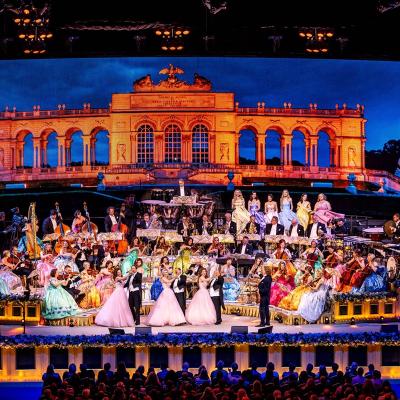 Fanii lui André Rieu din România au motive de bucurie: „Regele Valsului” revine în 2027 pe scena BT-Arena din Cluj-Napoca